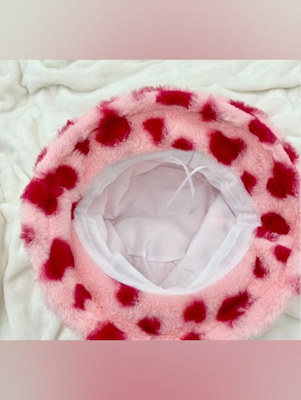 NWT Faux Fur Bucket Hat - Women Accessories - Picture 14 of 16